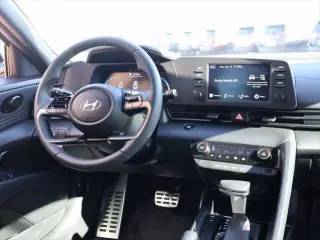 Hyundai ELANTRA 2026 SEL Sport Sedán 4 puertas