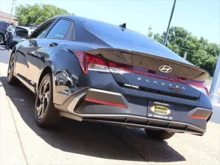 Hyundai ELANTRA 2026 SEL Sport Sedán 4 puertas