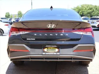 Hyundai ELANTRA 2026 SEL Sport Sedán 4 puertas