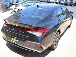 Hyundai ELANTRA 2026 SEL Sport Sedán 4 puertas