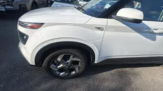 Hyundai VENUE 2023 SEL 4dr Crossover
