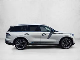 Lincoln Aviator 2020 AWD Reserve 4dr SUV