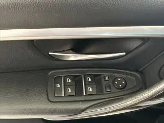 Serie 3 BMW 2017 330e iPerformance 4p Sedán