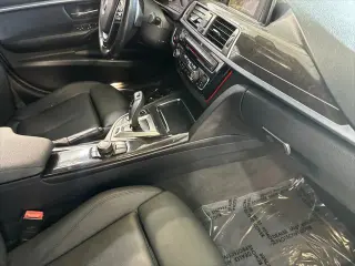 Serie 3 BMW 2017 330e iPerformance 4p Sedán