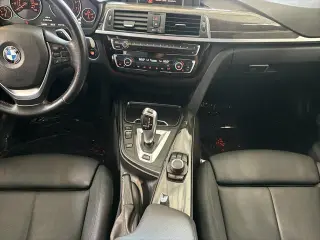 Serie 3 BMW 2017 330e iPerformance 4p Sedán
