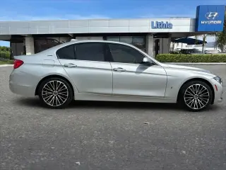 Serie 3 BMW 2017 330e iPerformance 4p Sedán