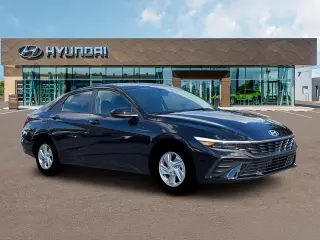 Hyundai ELANTRA 2026 SE 4dr Sedan