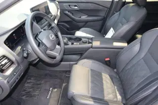 Nissan Rogue 2025 AWD Platinum 4 puertas crossover