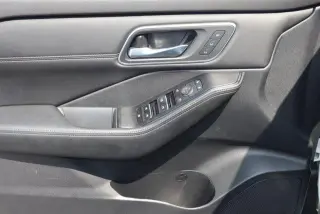 Nissan Rogue 2025 AWD Platinum 4 puertas crossover