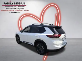 Nissan Rogue 2025 AWD Platinum 4 puertas crossover