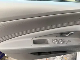 Hyundai ELANTRA 2026 SEL Sport Premium 4dr Sedán