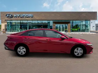 Hyundai ELANTRA 2026 SE 4dr Sedan