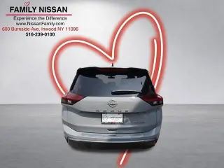 Nissan Rogue 2025 AWD versión SL crossover de 4 puertas