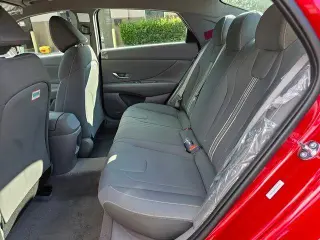 Hyundai ELANTRA 2026 SEL Sport 4p Sedan
