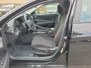 Hyundai ELANTRA 2025 SE 4dr Sedán