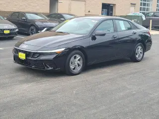 Hyundai ELANTRA 2025 SE 4dr Sedán