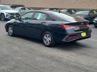 Hyundai ELANTRA 2025 SE 4dr Sedán