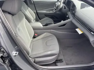 Hyundai ELANTRA 2026 SEL Sport 4dr SedÃn