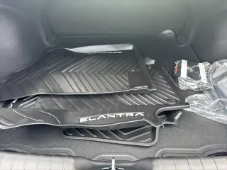 Hyundai ELANTRA 2026 SEL Sport 4dr SedÃn