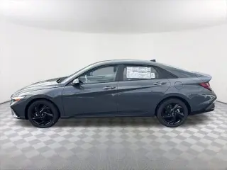 Hyundai ELANTRA 2026 SEL Sport 4dr SedÃn