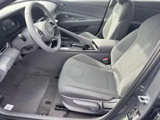 Hyundai ELANTRA 2026 SEL Sport 4dr SedÃn