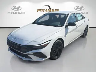 Hyundai ELANTRA 2026 SEL Sport 4dr Sedán