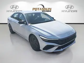 Hyundai ELANTRA 2026 SEL Sport 4dr Sedán