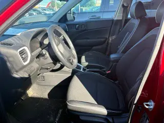 Hyundai VENUE 2024 Limited 4p Crossover