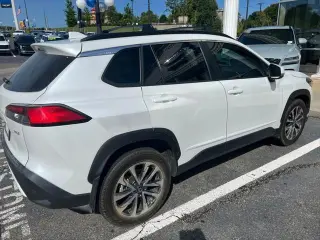 Toyota Corolla Cross 2024 XLE 4dr Crossover