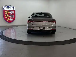 Hyundai ELANTRA 2021 SEL 4p Sedana