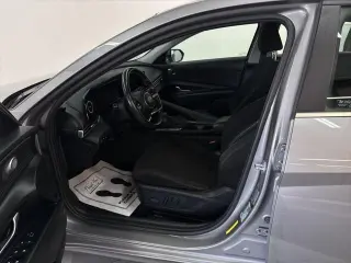 Hyundai ELANTRA 2021 SEL 4p Sedana