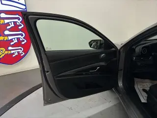 Hyundai ELANTRA 2021 SEL 4p Sedana