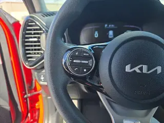 Kia Soul 2023 S 4dr Crossover