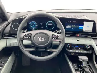 Hyundai ELANTRA Hybrid 2025 Limited 4dr Sedan