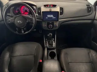 Kia Forte5 2013 SX 4dr Hatchback