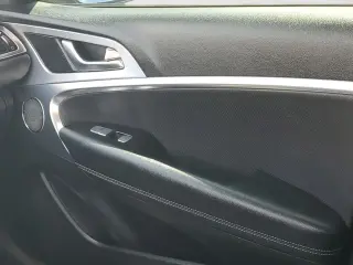 Genesis G70 2020 AWD 3.3T 4dr Sedán