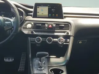 Genesis G70 2020 AWD 3.3T 4dr Sedán