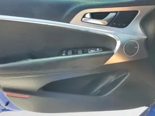 Genesis G70 2020 AWD 3.3T 4dr Sedán