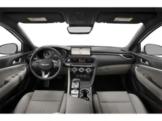 Genesis G70 2023 2.0T 4p Sedan