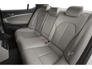 Genesis G70 2023 2.0T 4p Sedan
