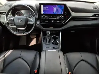 Toyota Highlander 2023 XLE 4p SUV