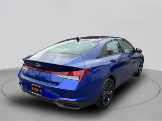 Hyundai ELANTRA 2022 SEL 4p Sedan