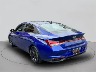 Hyundai ELANTRA 2022 SEL 4p Sedan