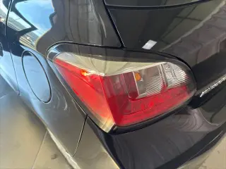 Mitsubishi Mirage 2024 ES 4p Hatchback