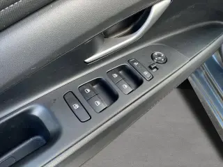Hyundai ELANTRA 2025 SEL Conveniencia 4p Sedan