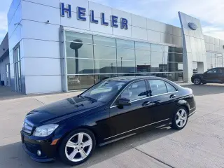 Mercedes-Benz Clase C 2010 AWD C 300 Sport 4MATIC 4dr Sedán