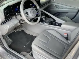 Hyundai ELANTRA Híbrido 2026 SEL Sport 4p Sedan
