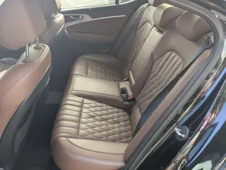 Genesis G70 2020 Tracción Total 3.3T 4p Sedan