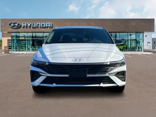 Hyundai ELANTRA 2025 SEL Sport 4dr Sedán