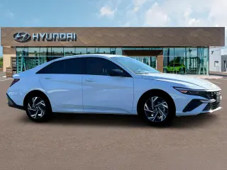 Hyundai ELANTRA 2025 SEL Sport 4dr Sedán